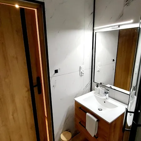 Charlotka Park Apartament *